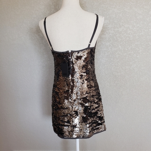 NBD dress with gold sequins size Small - Picture 4 of 8